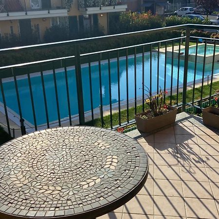 Pool Apartment Bellagio Exteriör bild
